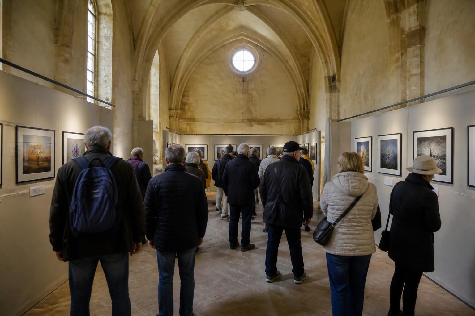 découvrez en images le lancement du 2e festival de photographie à sorèze, un événement incontournable pour les passionnés d'art et de photo.